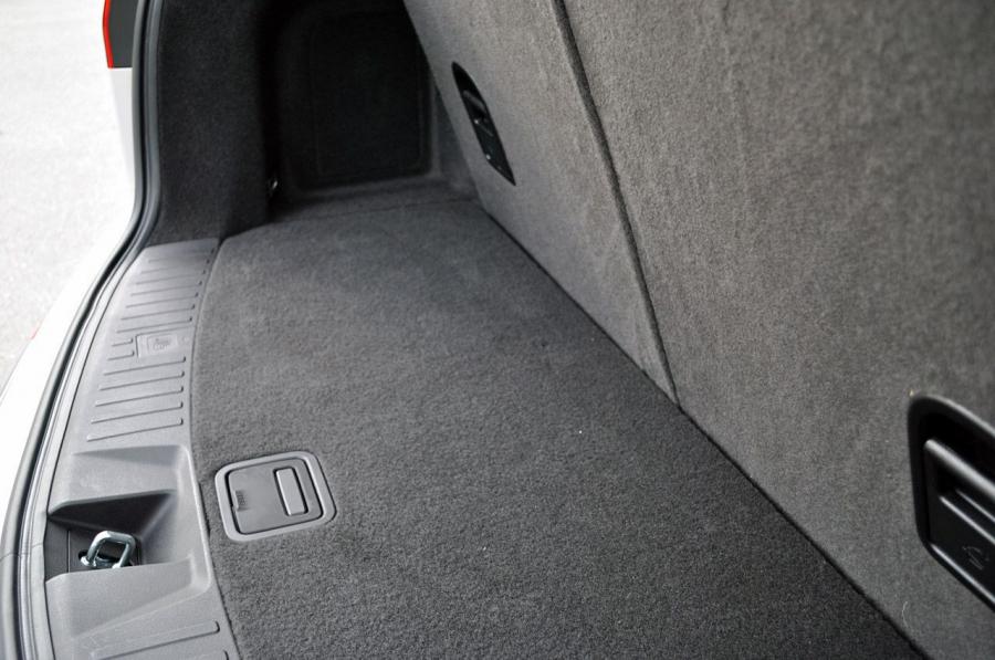 Багажник Acura MDX (YD2) 2010 года  (фото 6 из 56)